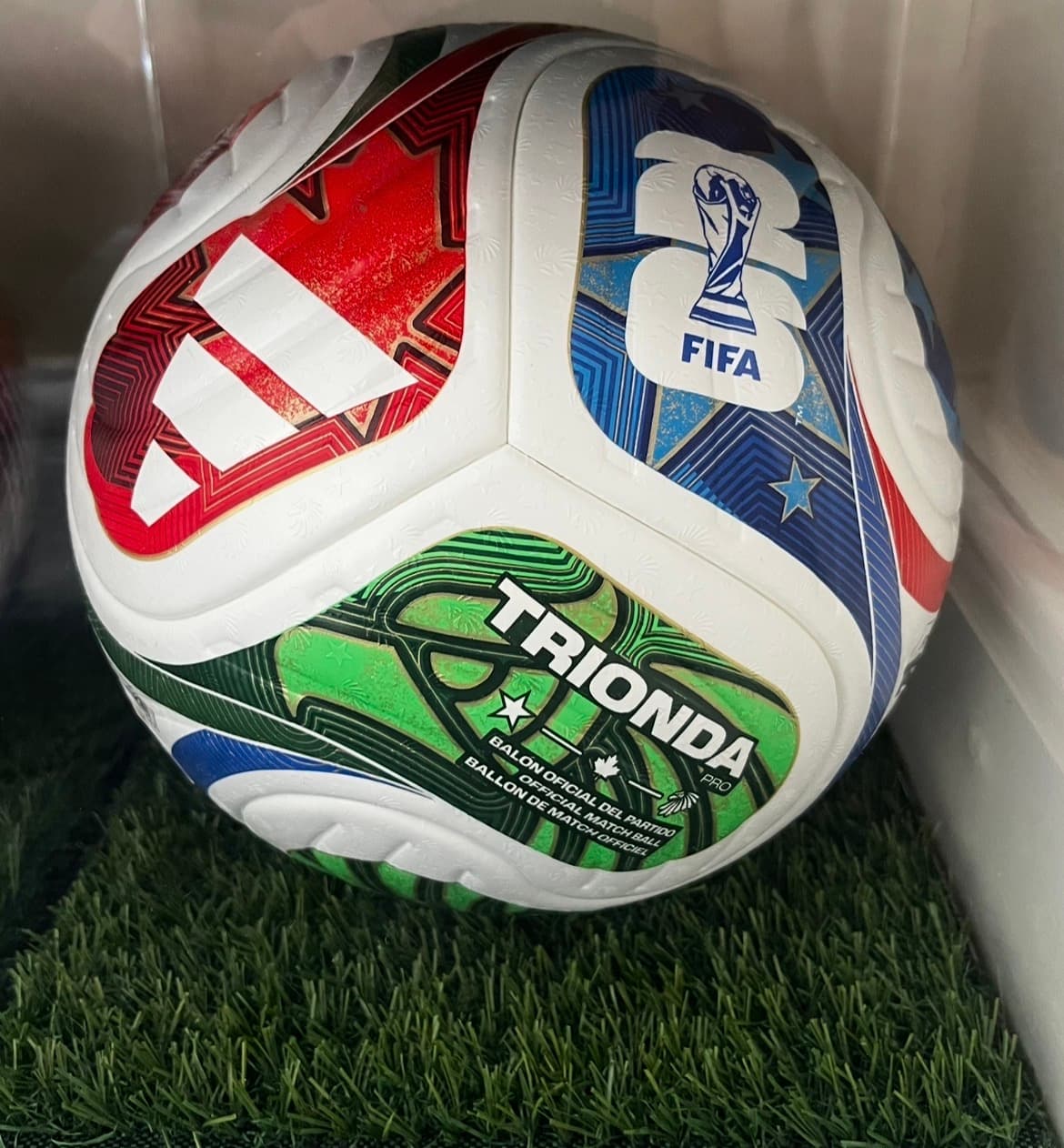 Adidas Trionda, balón oficial del Mundial 2026